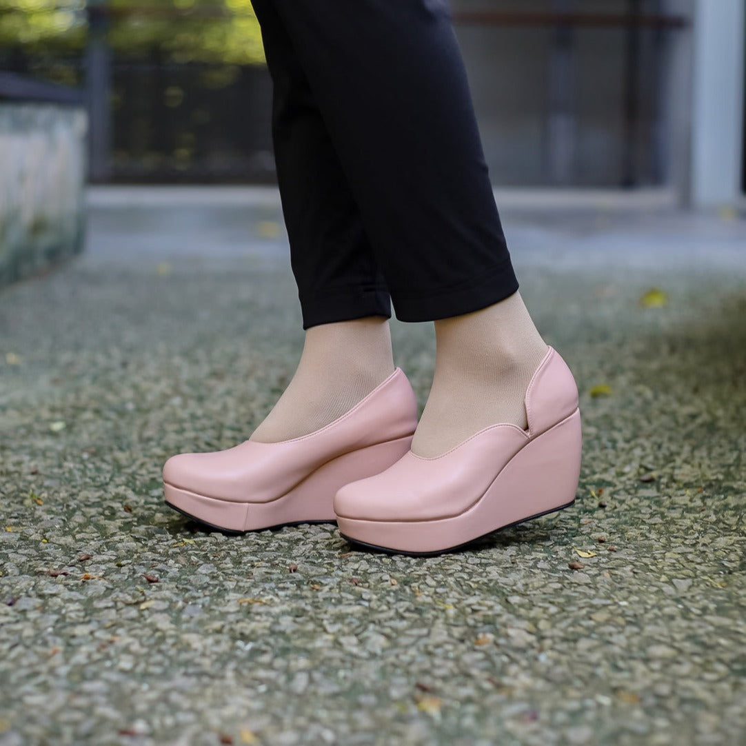 cassy wedges