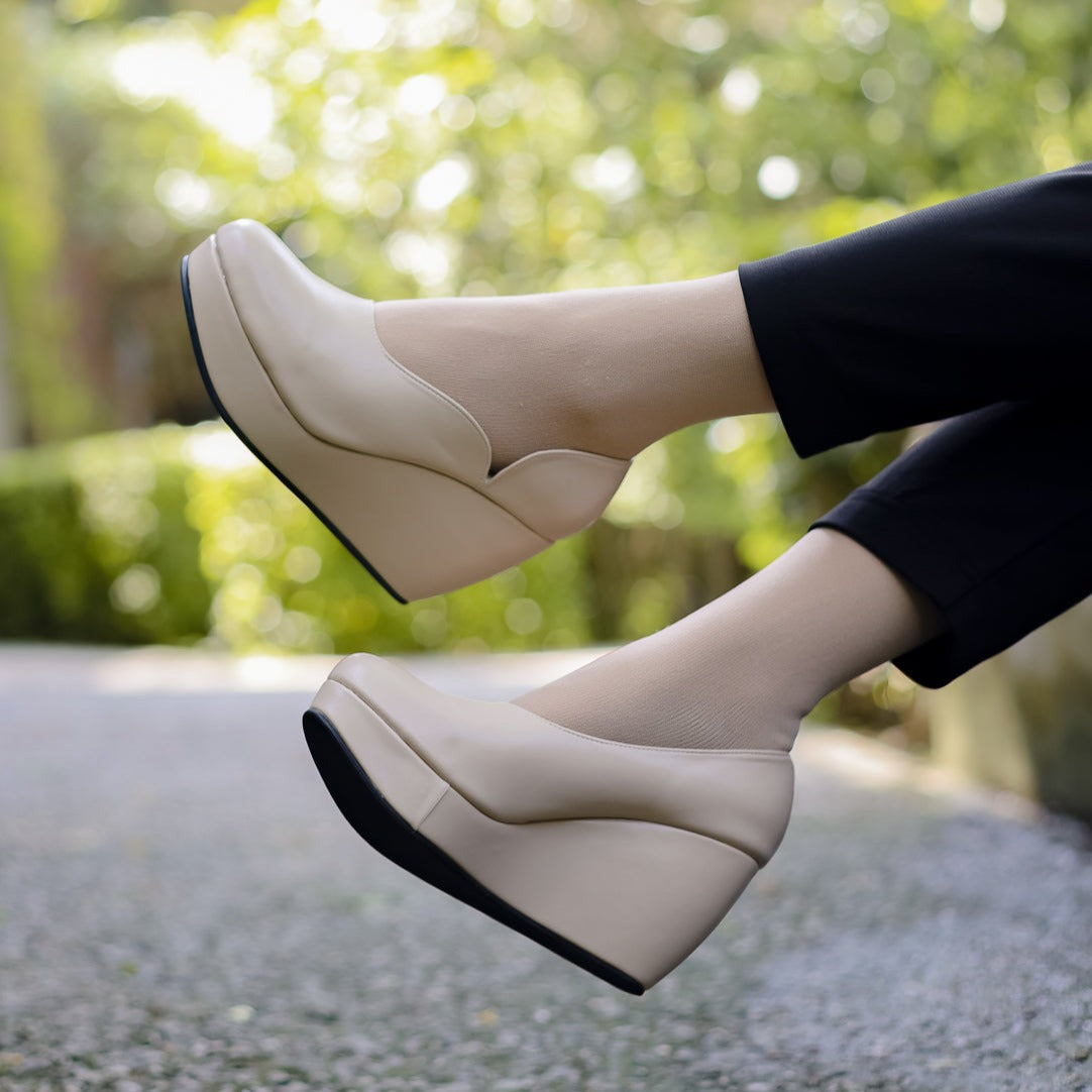 cassy wedges
