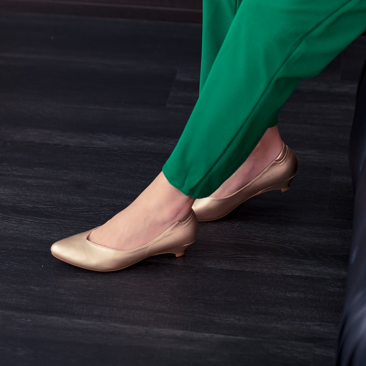 Vienna X Pointed Kitten Heel