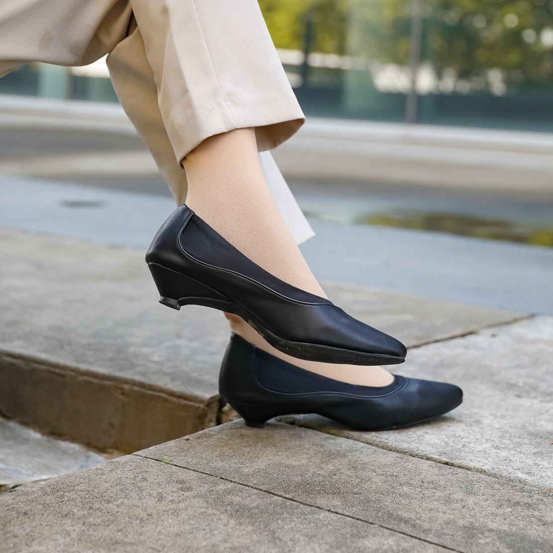 Selina Pointed Kitten Heel