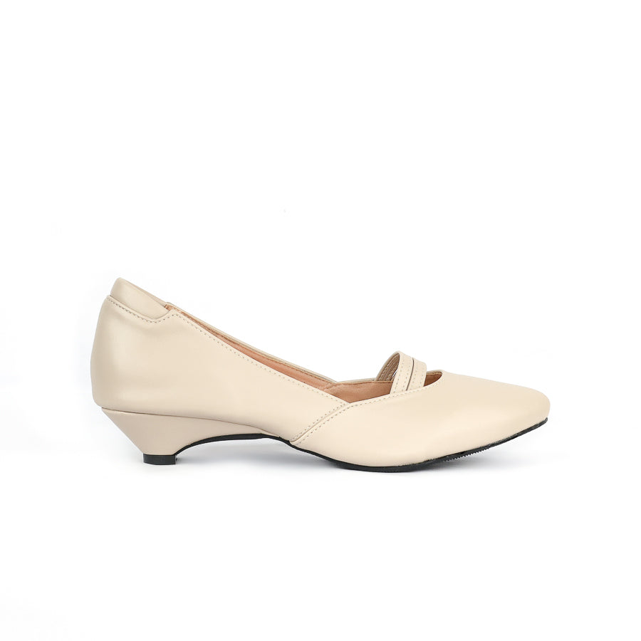 Stiora Pointed Kitten Heel