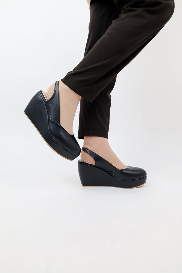 Reana Luxe Slingback Wedge