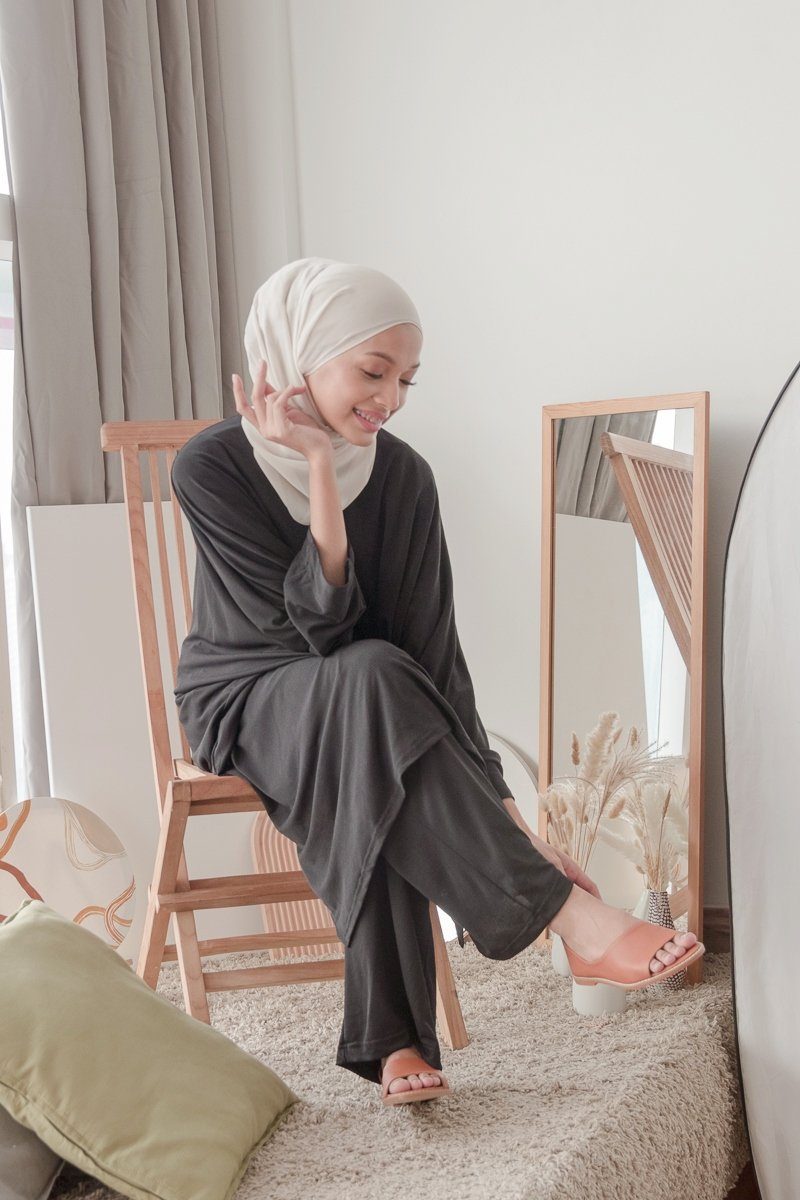 Medhika Flat Shoes Madre