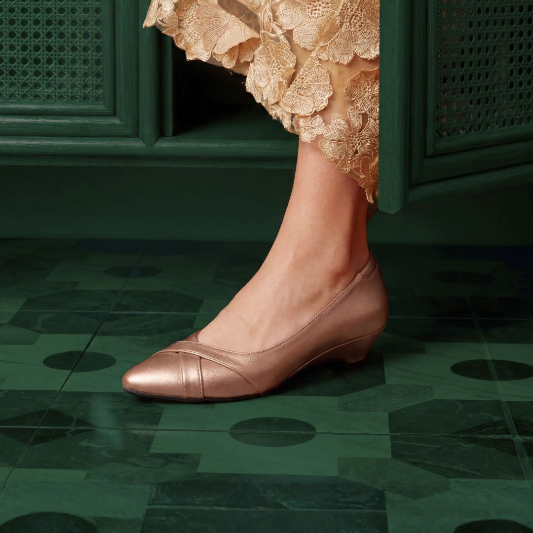 Sofia Pointed Kitten Heel