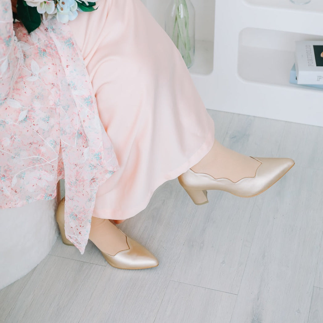 Lily Scallop Block Heel