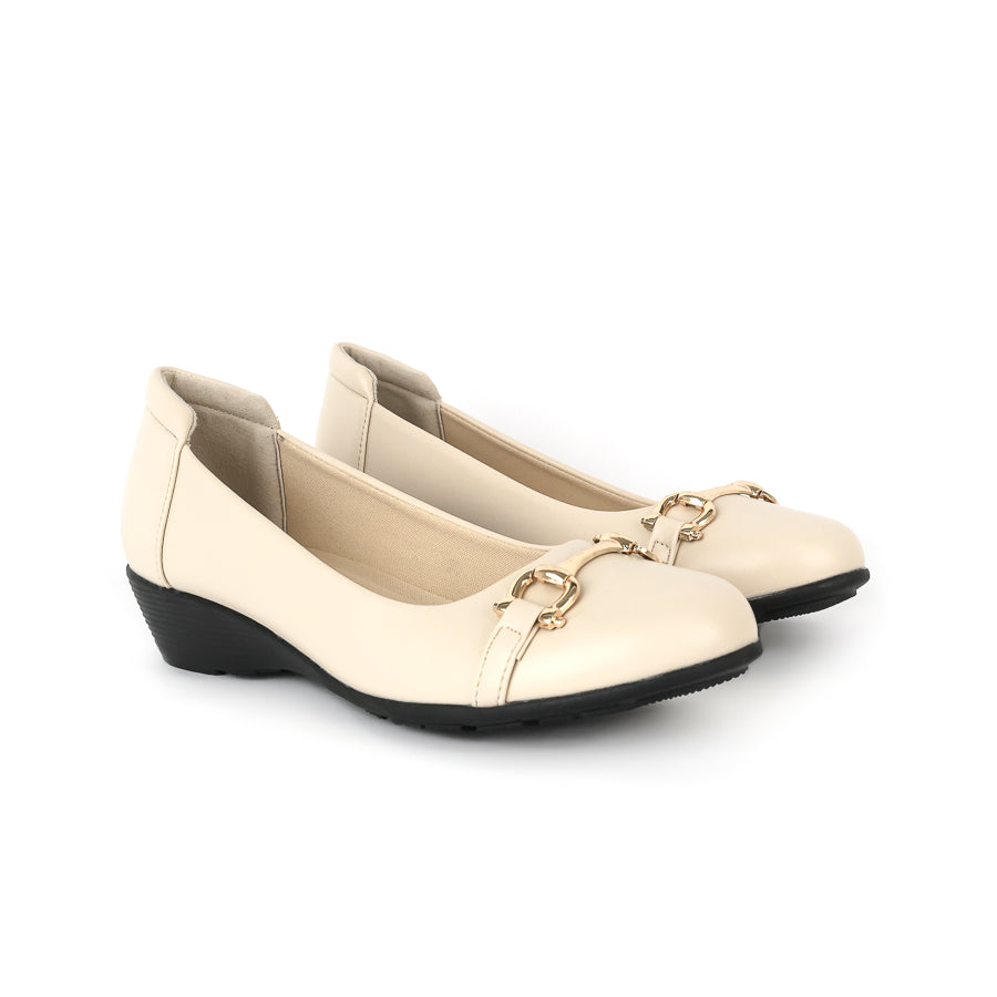 Evelyn Horsebit Flats