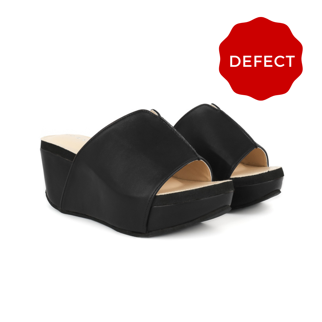 Defect Deja Platform Sandal