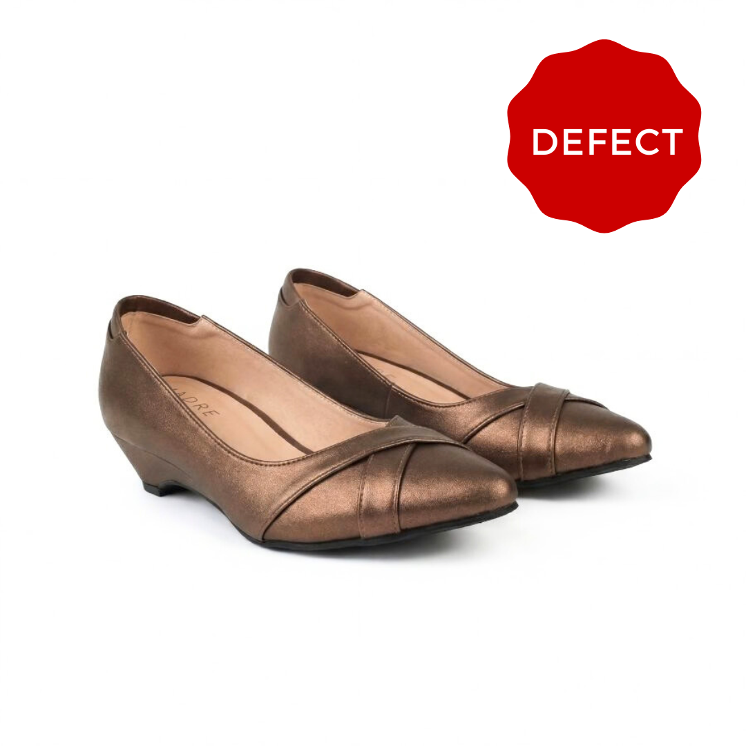 Defect Sofia Pointed Kitten Heel