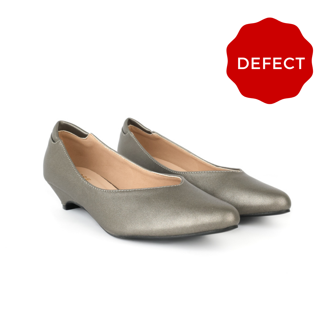 Defect Vienna X Pointed Kitten Heel