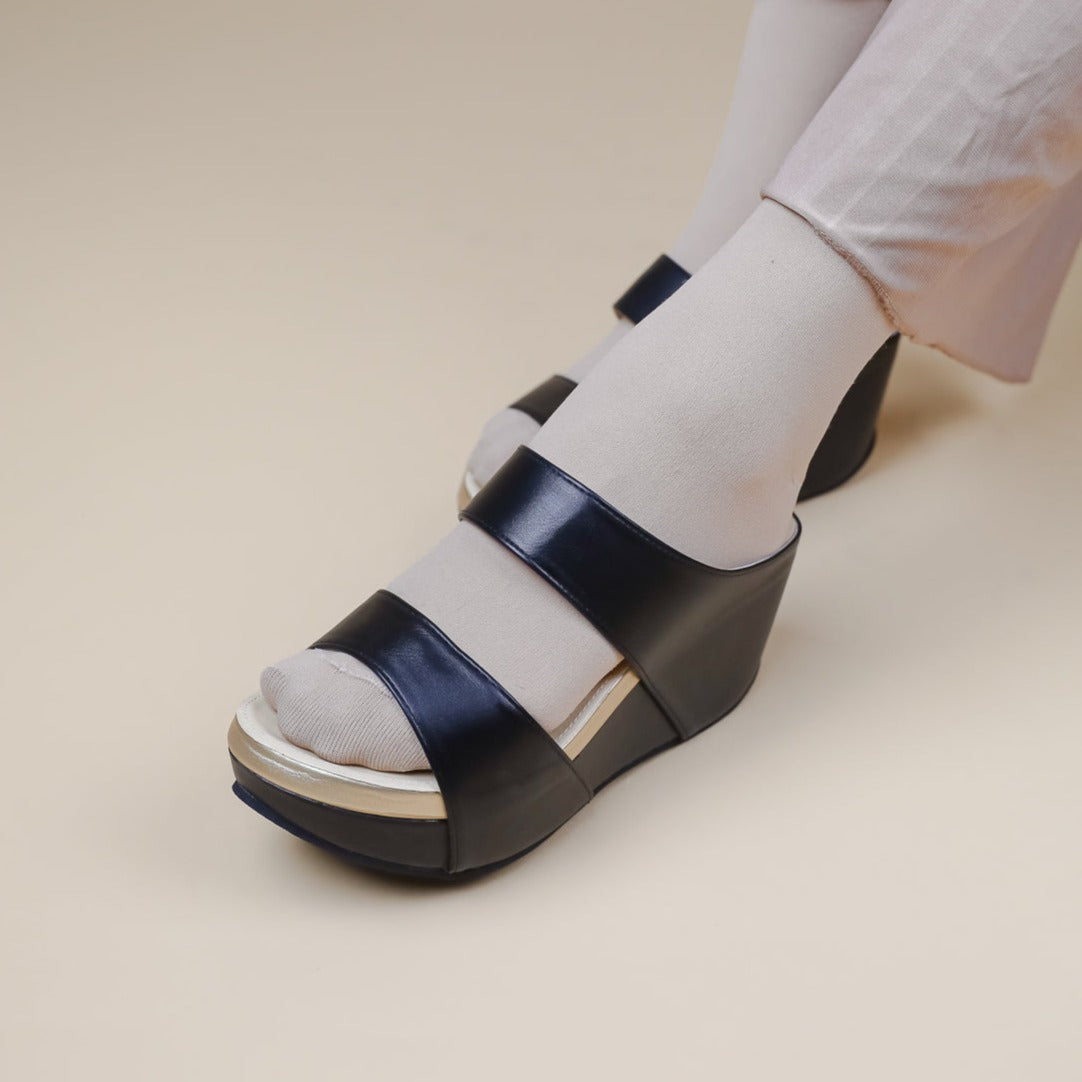Deena X Platform Sandal