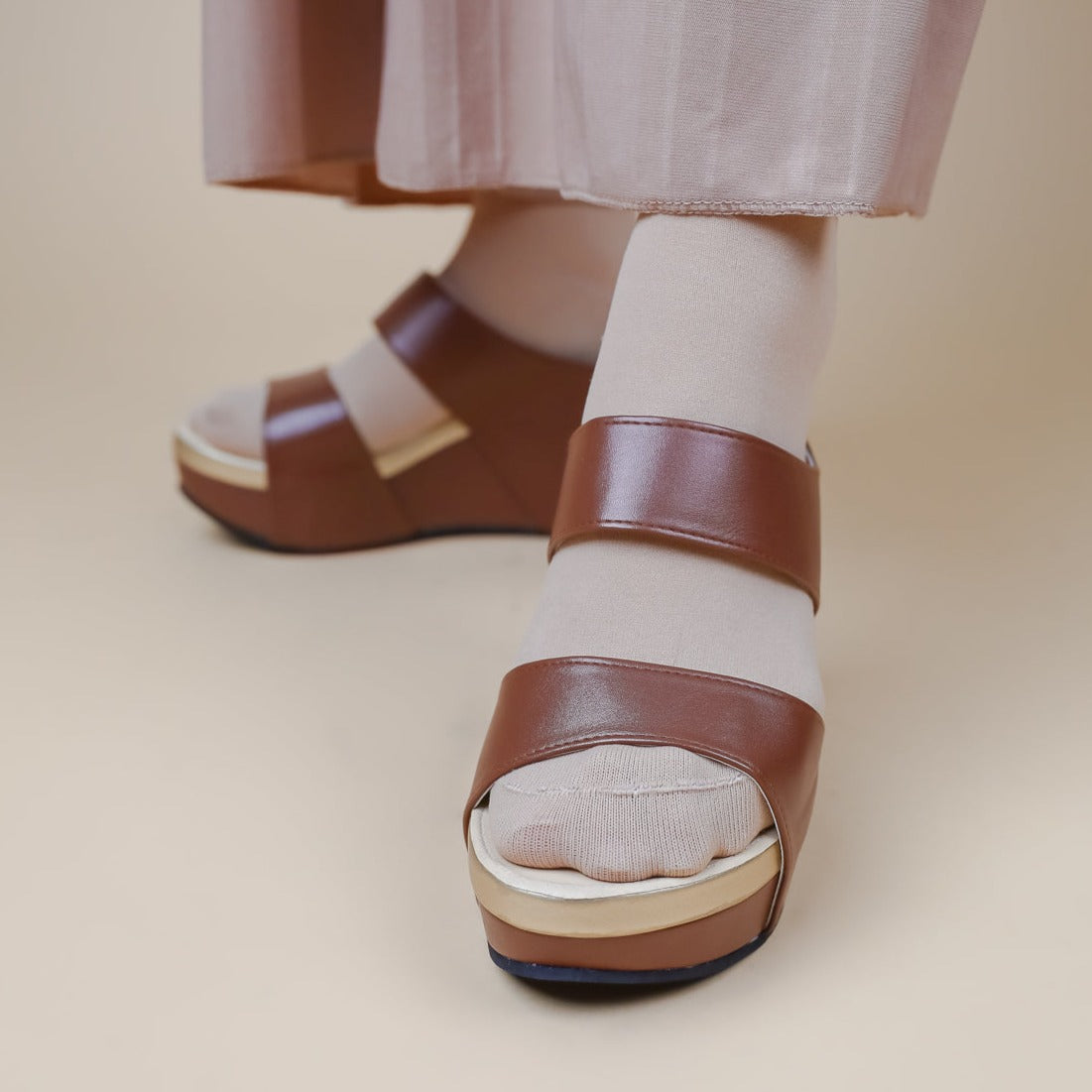 Deena X Platform Sandal