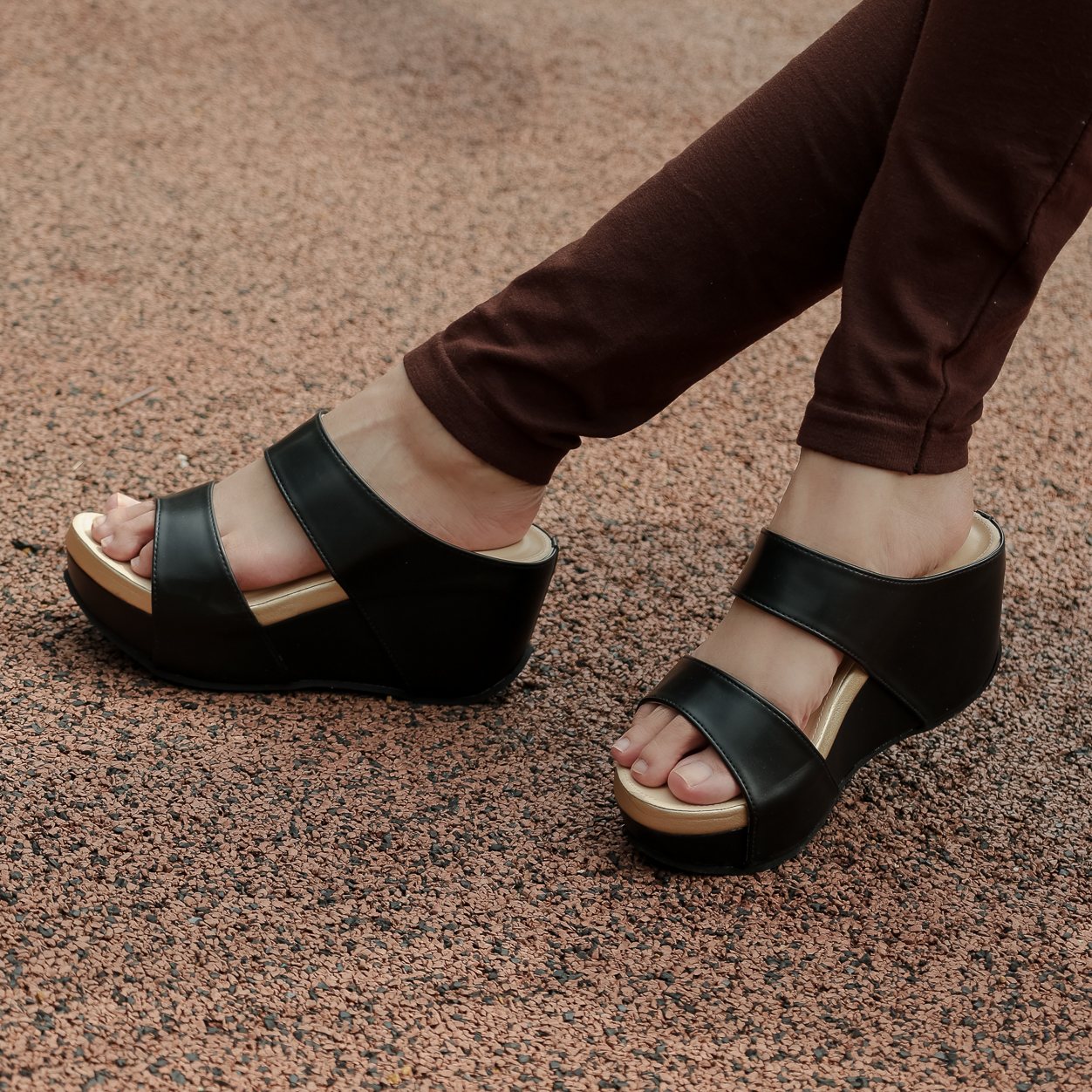 Deena X Platform Sandal