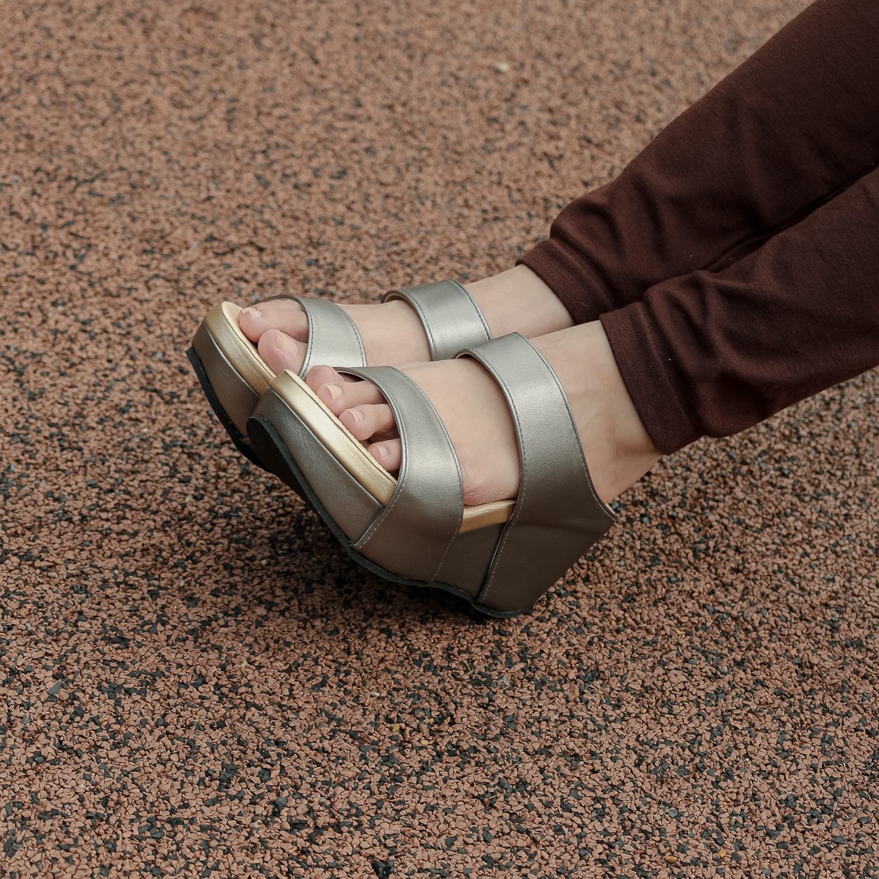 Deena X Platform Sandal