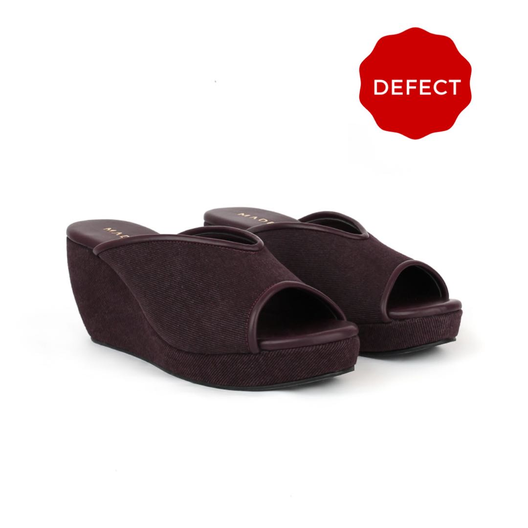 Defect Ratna Peep Toe Wedge Sandal