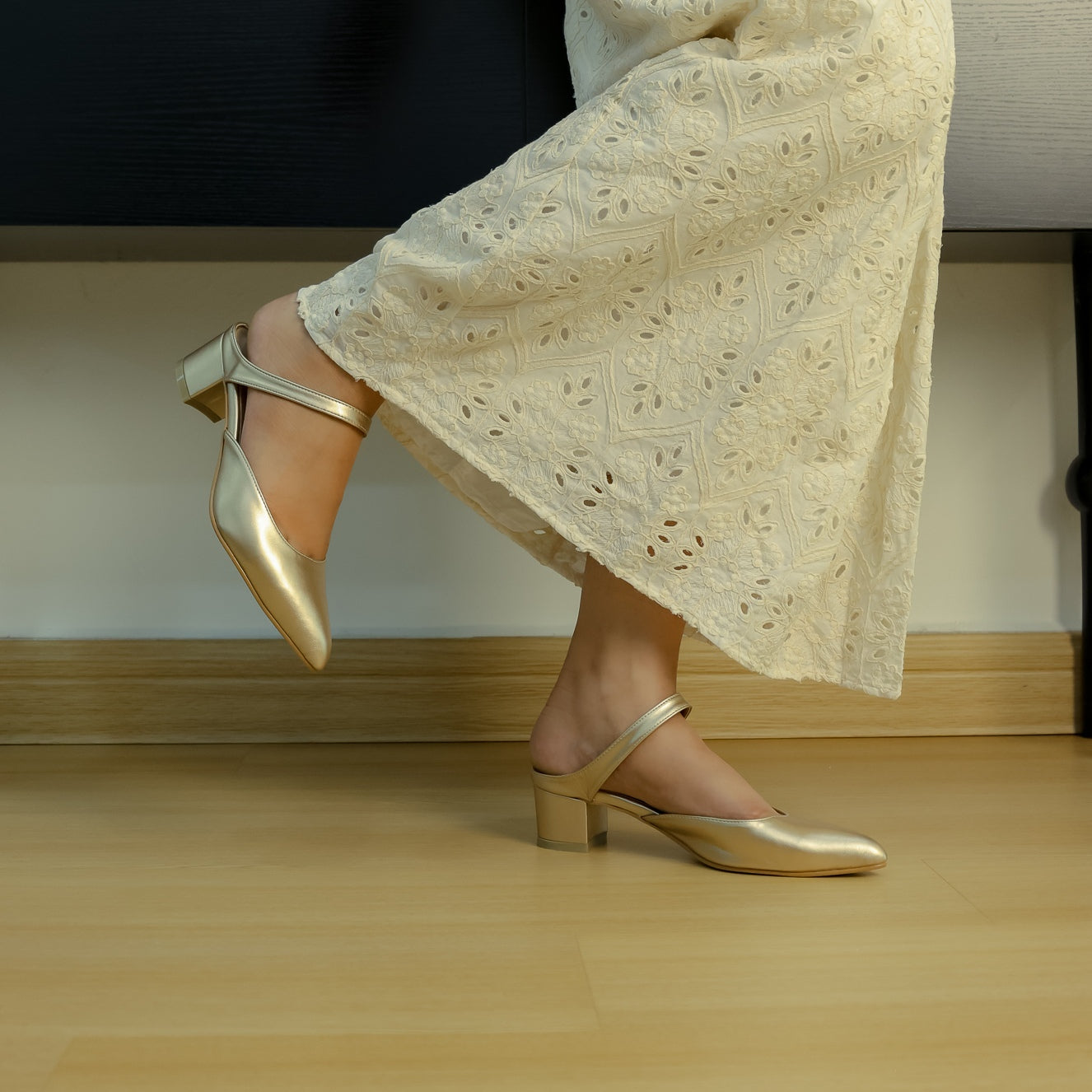 Mayra Mary Jane Pointed Heel