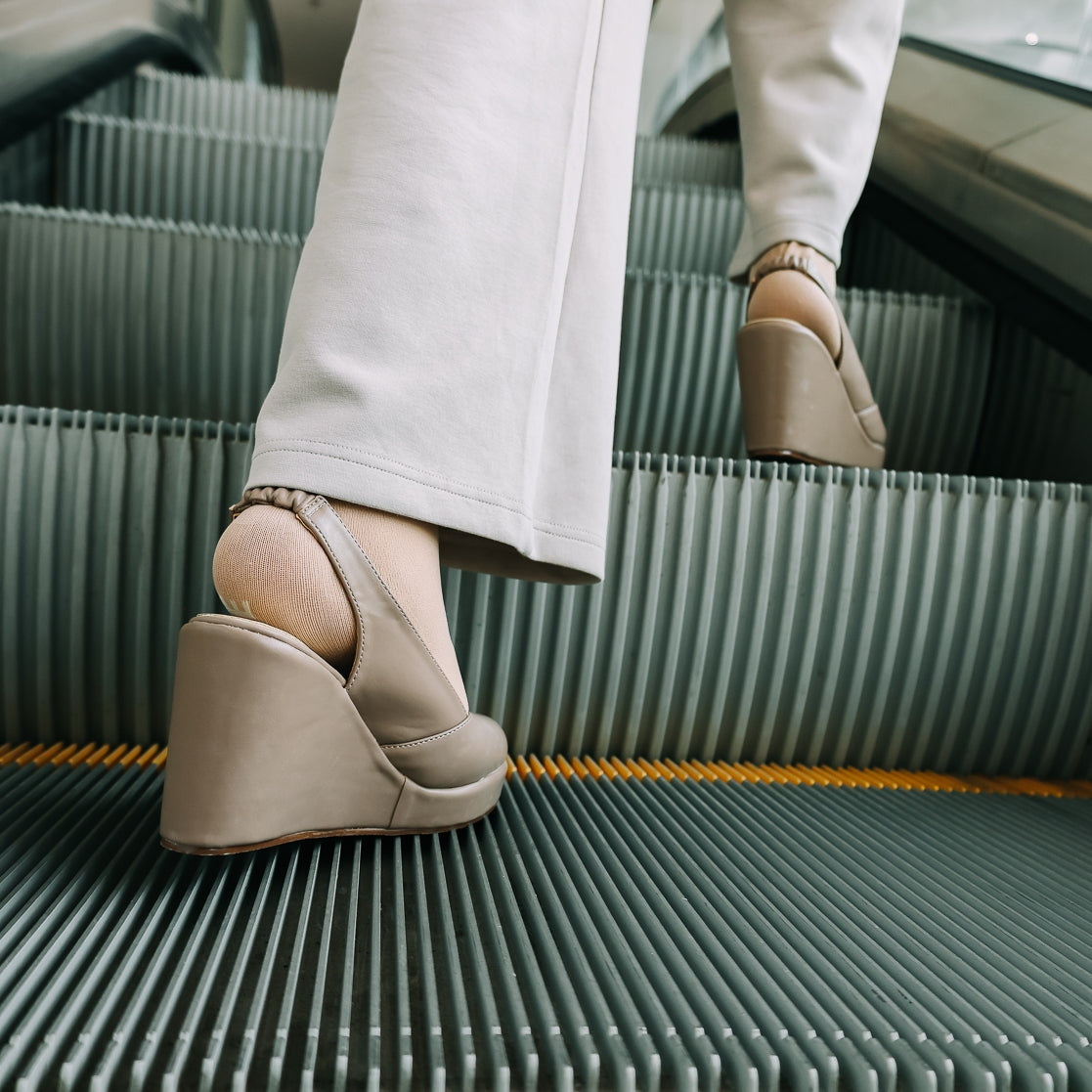 Reana X Slingback Wedge
