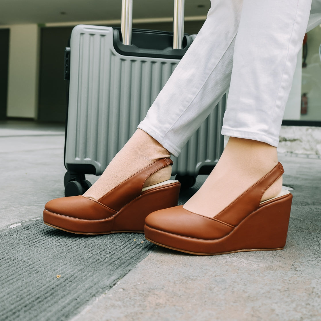 Reana X Slingback Wedge