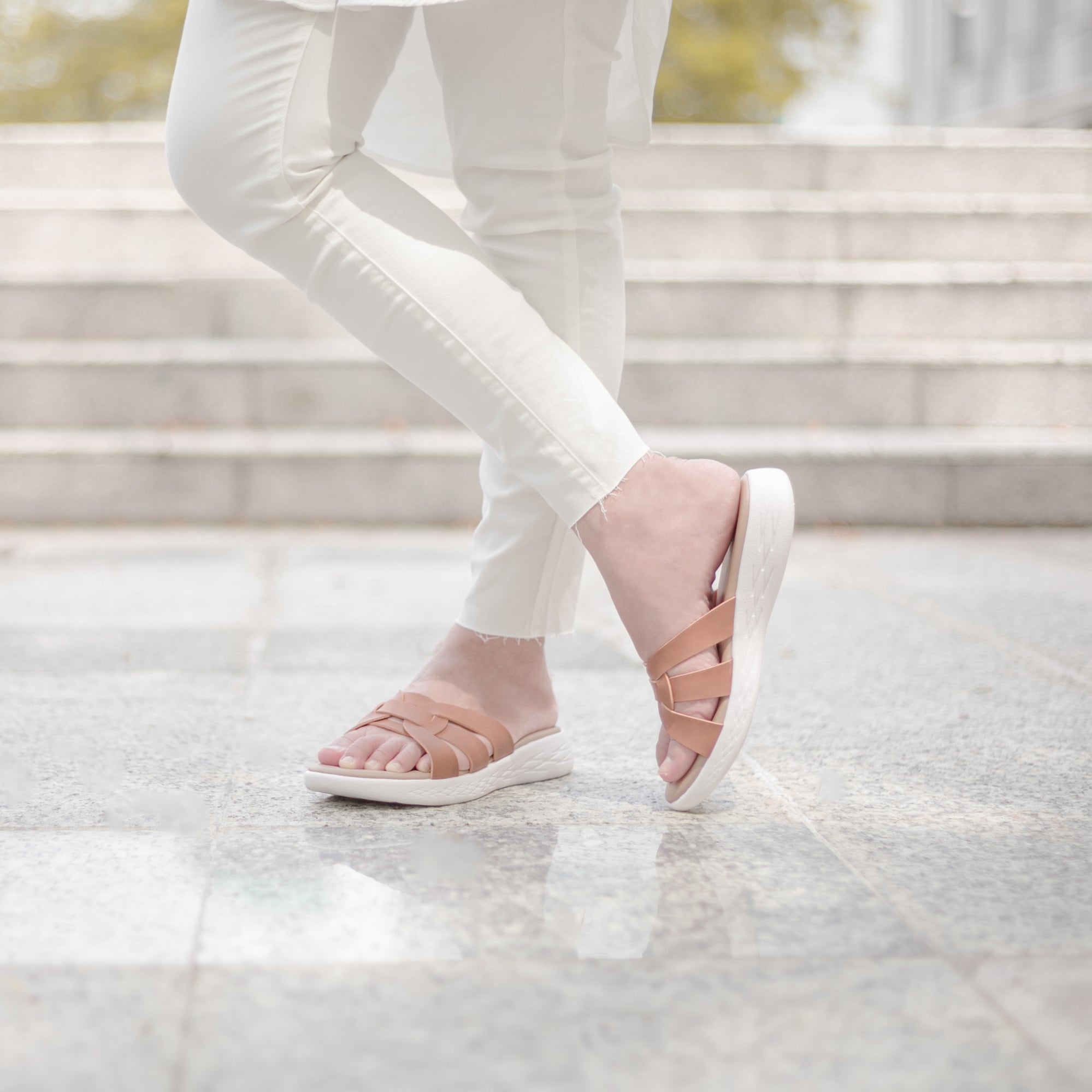 Defect Jenna Slide Sandal