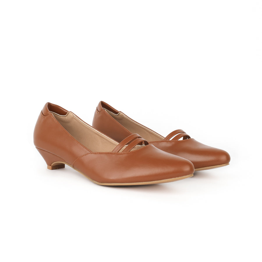 Stiora X Pointed Kitten Heel