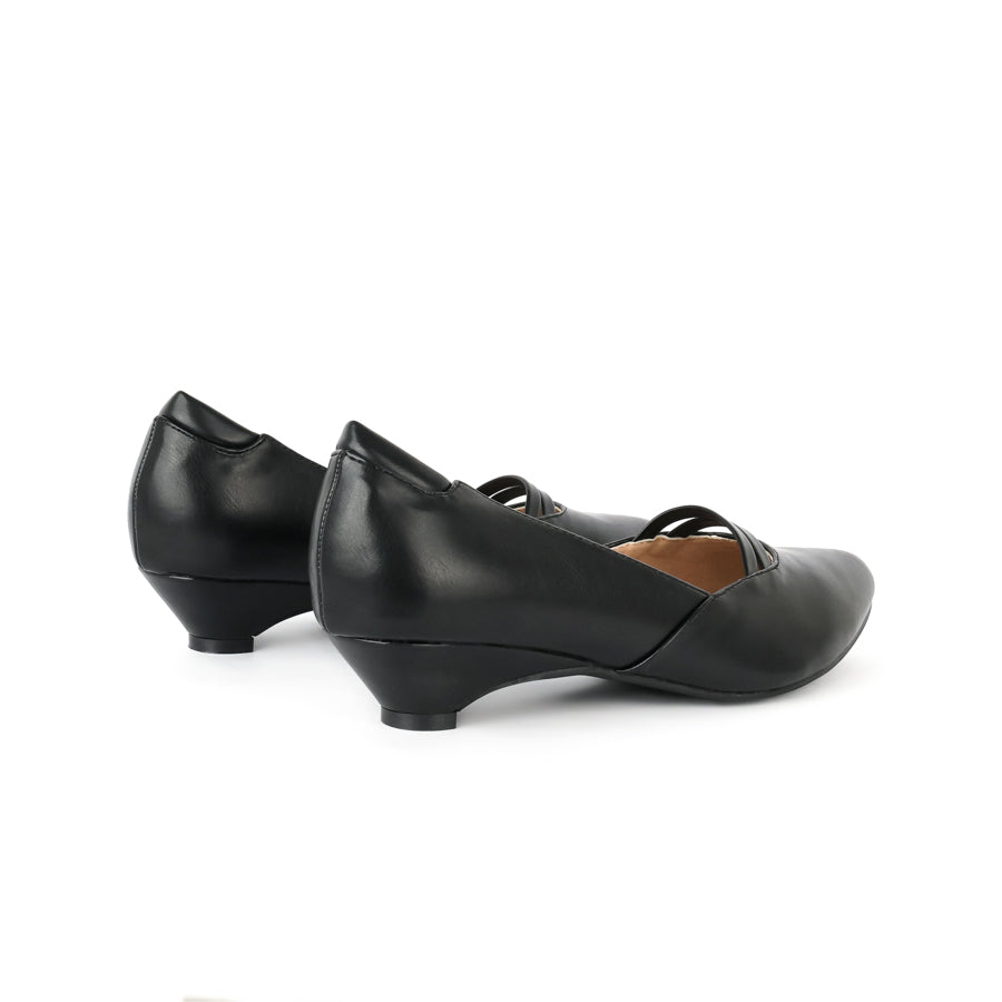 Stiora X Pointed Kitten Heel