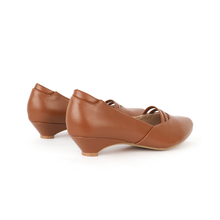 Stiora X Pointed Kitten Heel