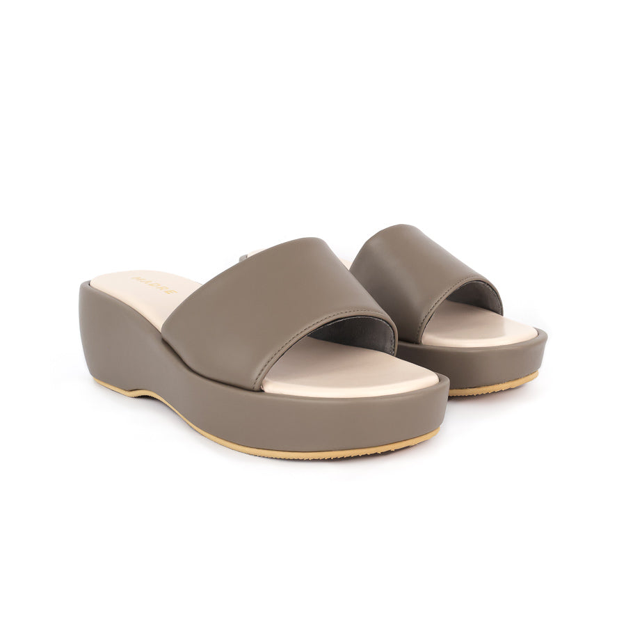 Sersi Slip-On Sandal