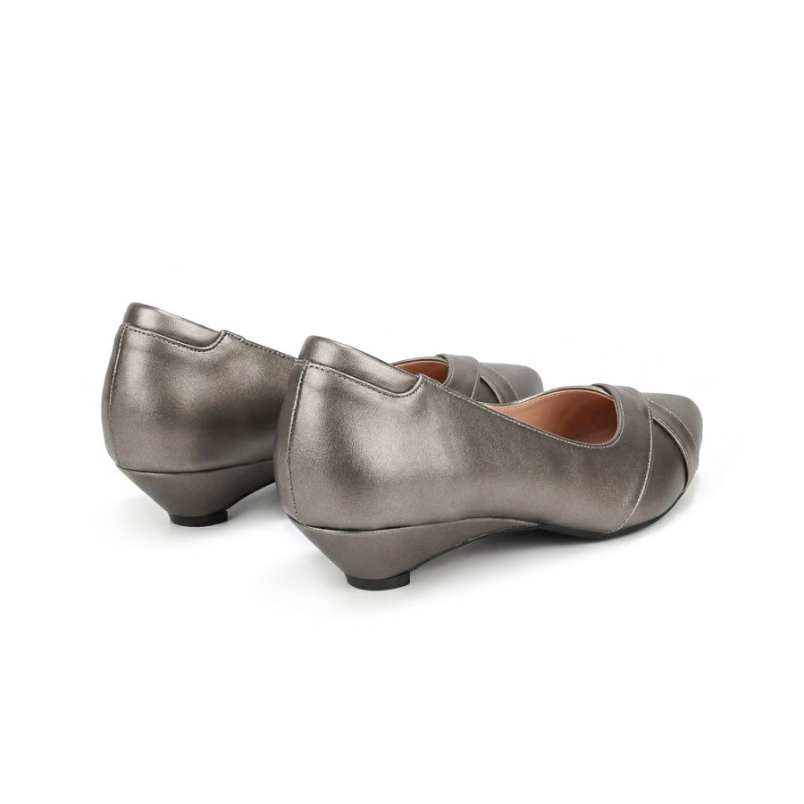 Sofia Pointed Kitten Heel