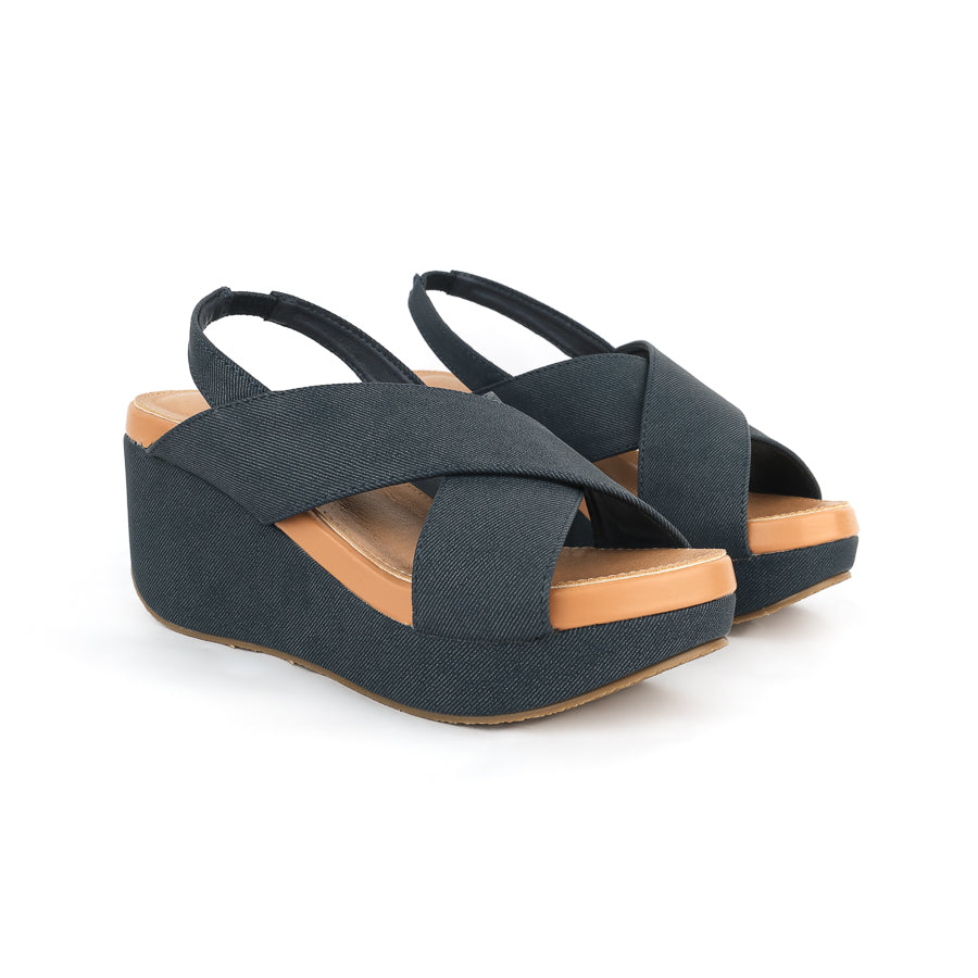 Lexa Platform Sandal