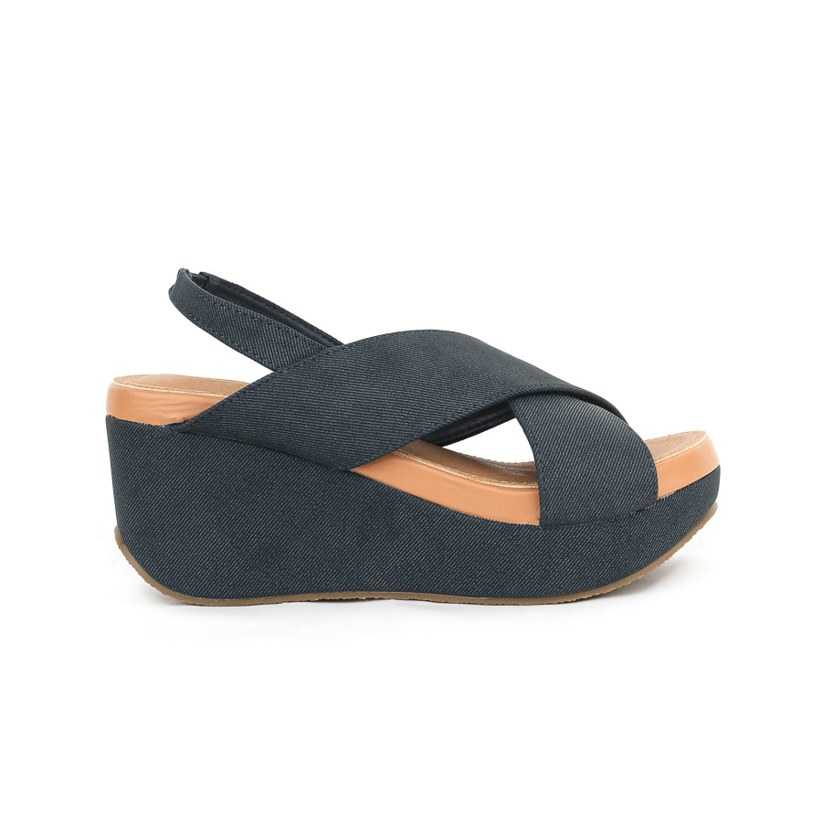 Lexa Platform Sandal