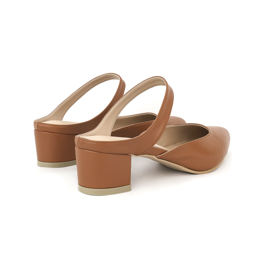 Mayra Mary Jane Pointed Heel