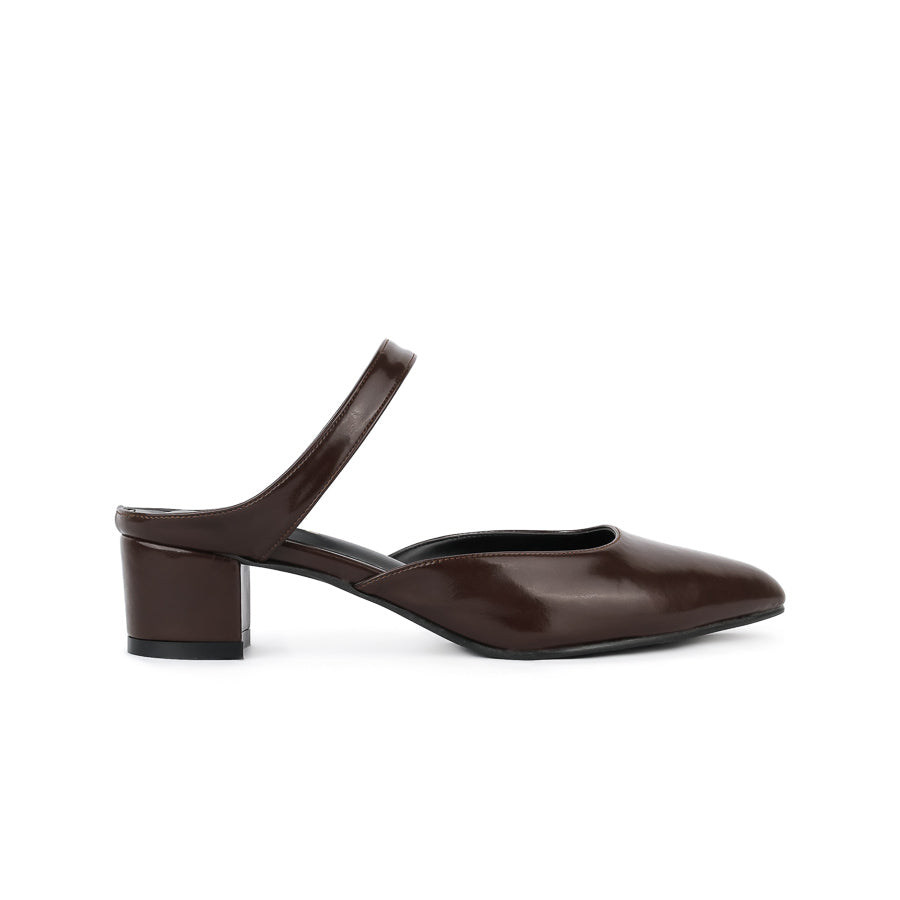 Mayra Mary Jane Pointed Heel