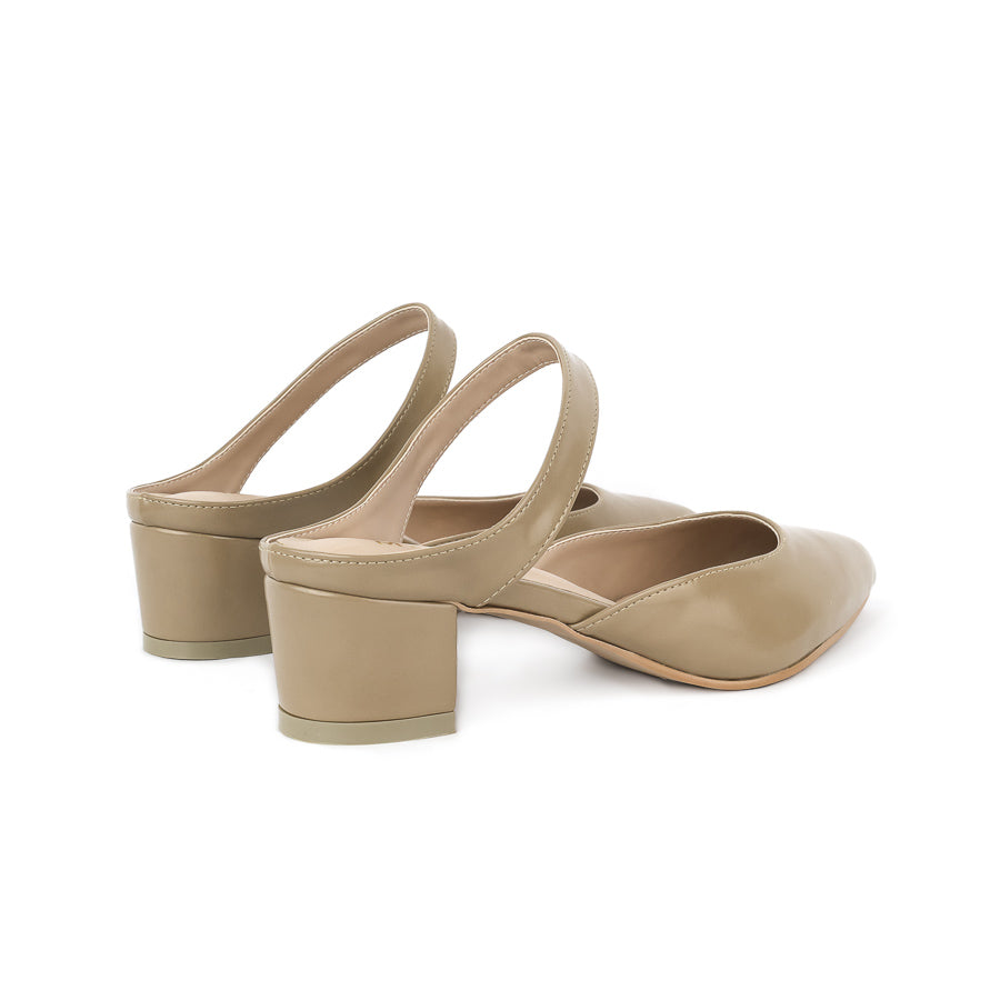 Mayra Mary Jane Pointed Heel