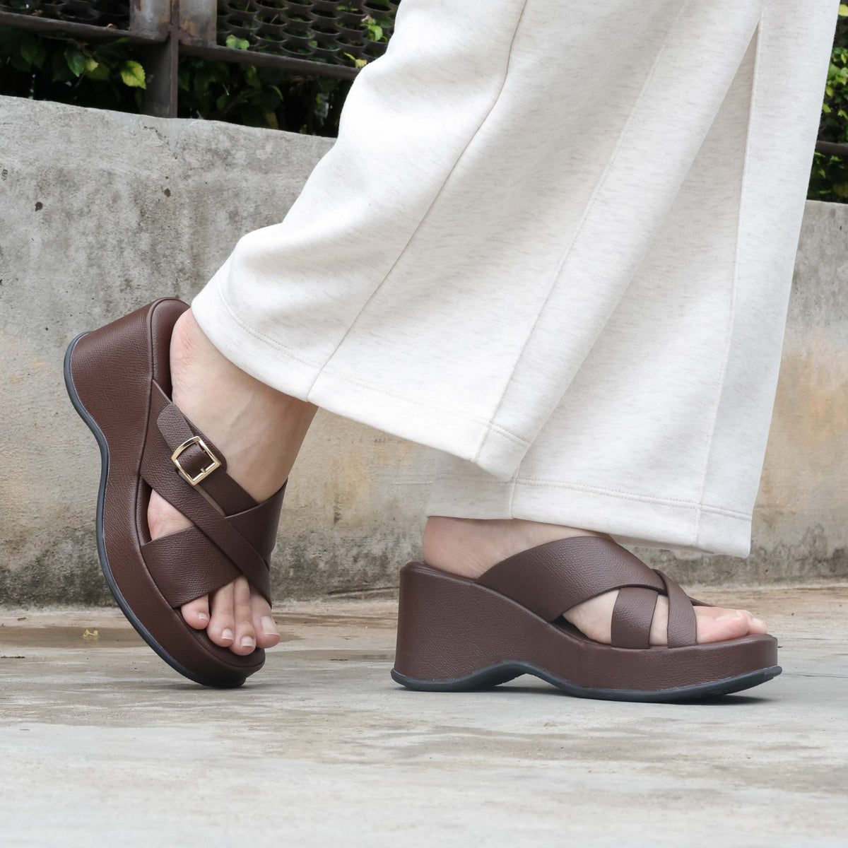 Naily Platform Sandal