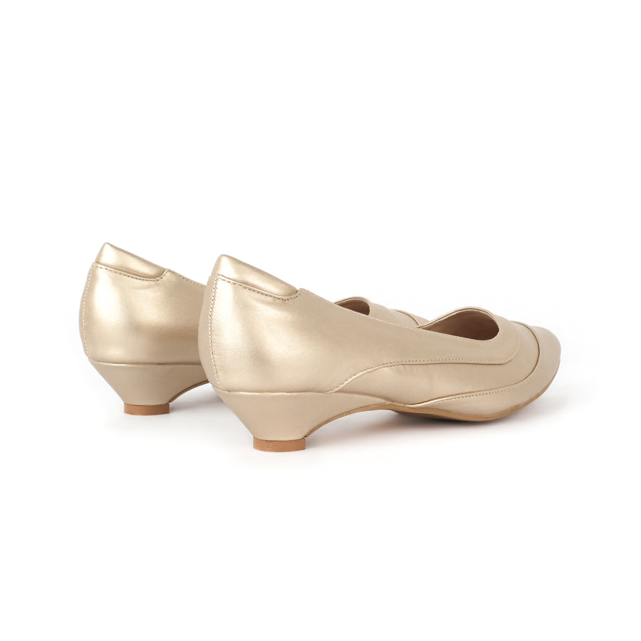 Seroja X Pointed Kitten Heel
