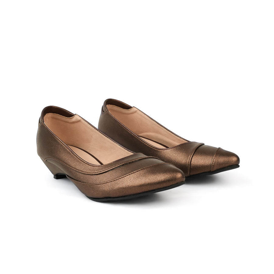 Seroja X Pointed Kitten Heel