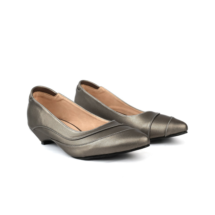 Seroja X Pointed Kitten Heel