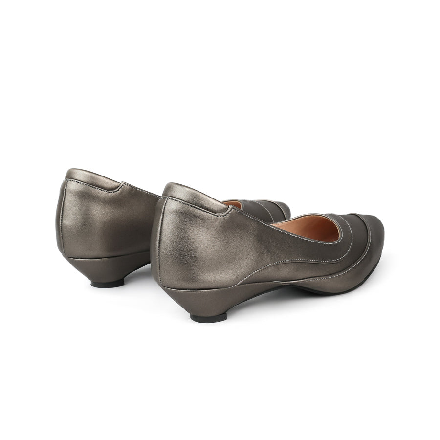 Seroja X Pointed Kitten Heel