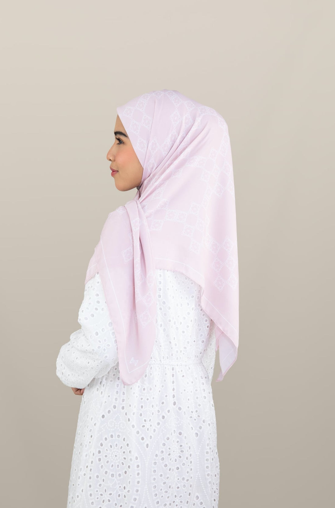 Sofea Square Hijab - Soft Pink