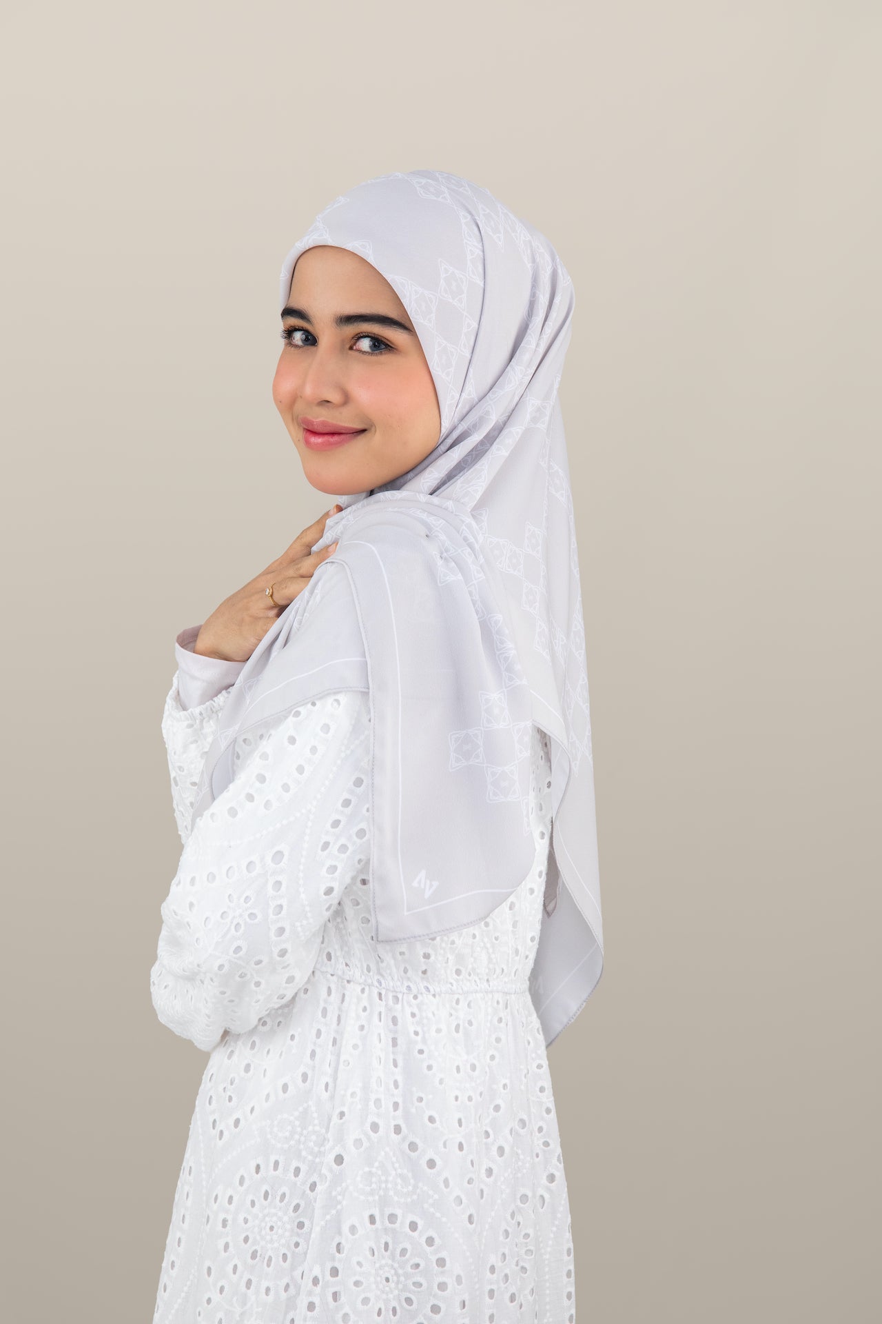 Sofea Square Hijab - Pearl Grey