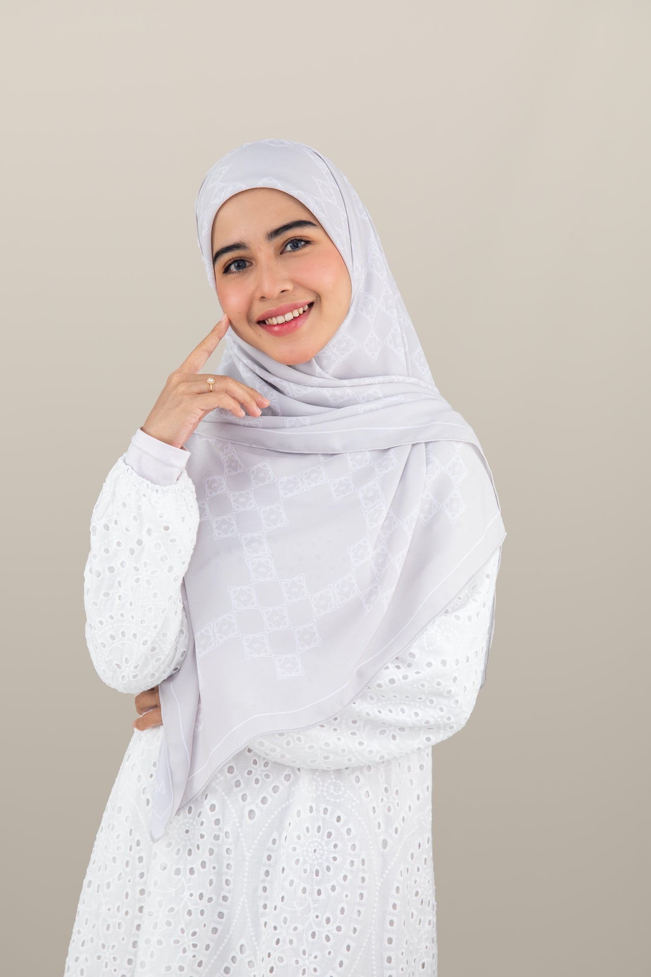 Sofea Square Hijab - Pearl Grey