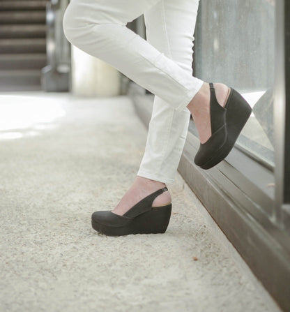 Reana Wedges Madre 
